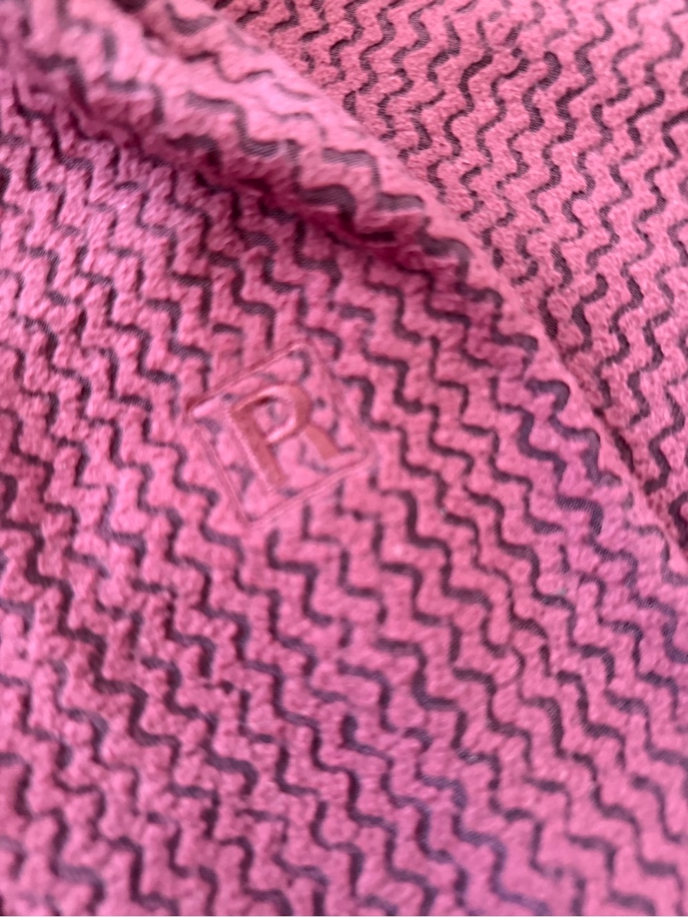 Patagonia Burgundy Fleece Jacket with Navy Accents - Picture 3 of 7